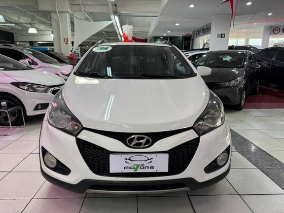 HYUNDAI HB20X 1.6 16V STYLE FLEX 4P AUTOMÁTICO